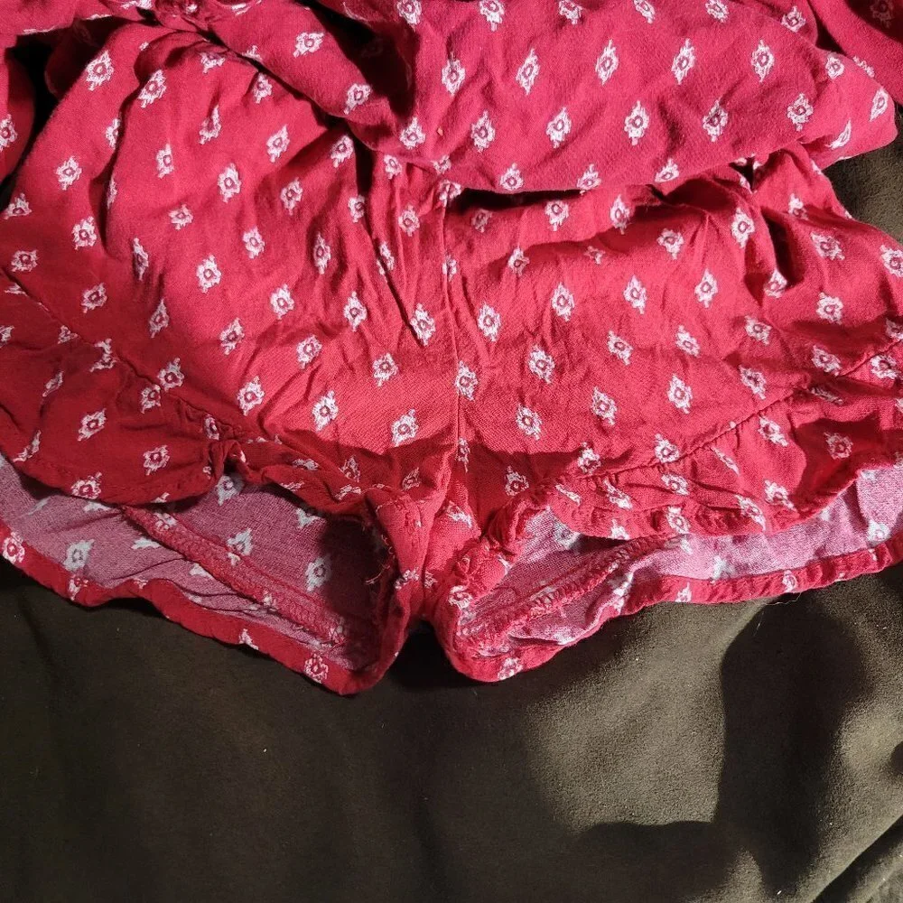 Children's Place Red shorts romper with straps and off the shoulder size 4 xs